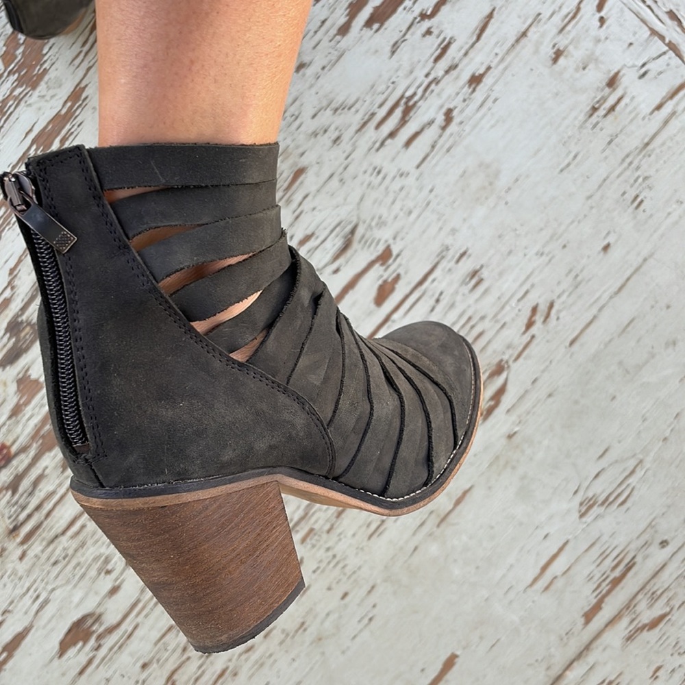 Free people boots - Picture 5 of 8